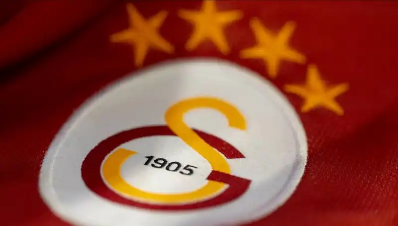 Galatasaray'da Divan Kurulu Toplantısı: Beklentiler ve Tartışmalar