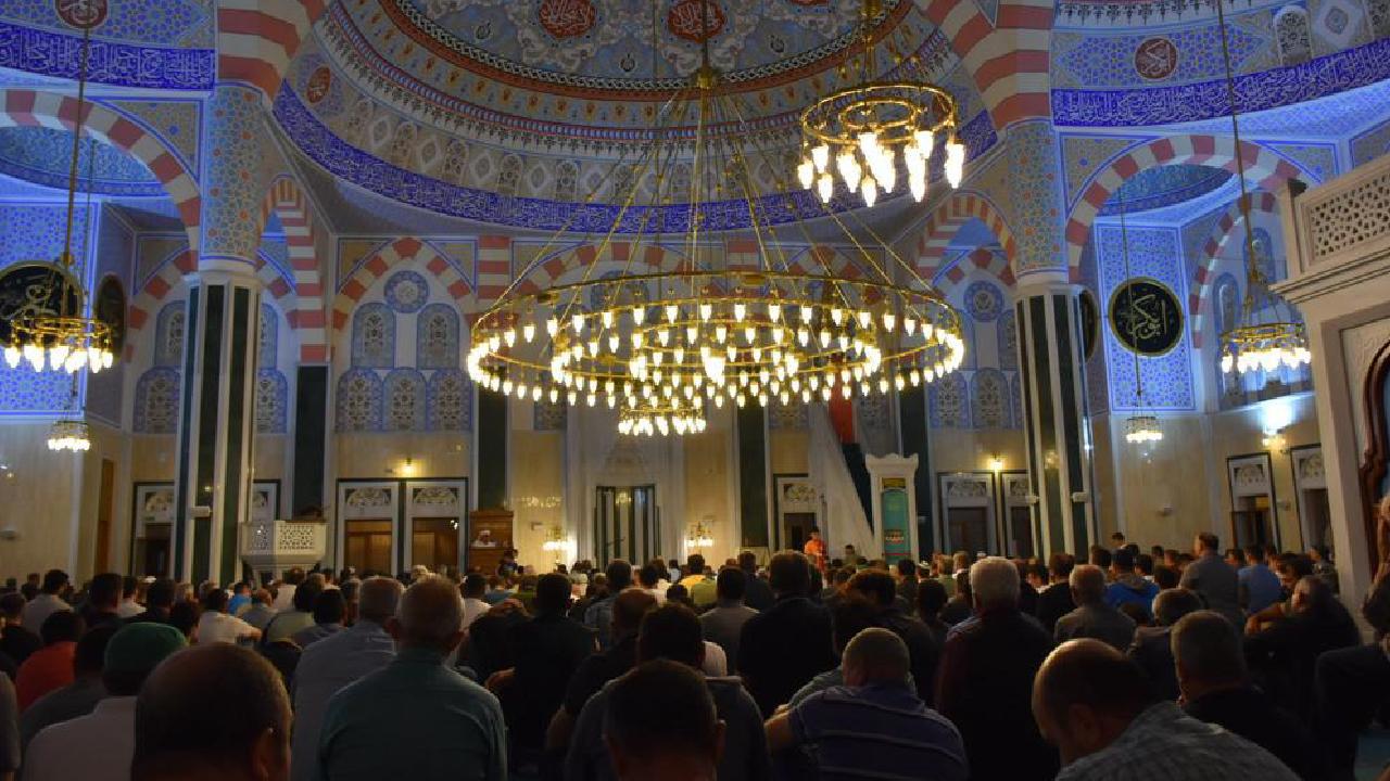 Regaip Kandili'nde İbadet ve Dua Vakitleri