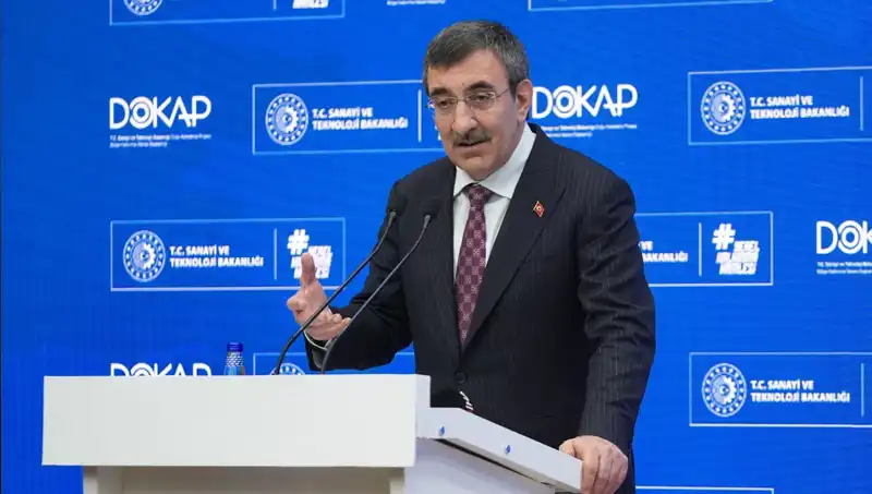 Cevdet Yılmaz'dan Ekonomi Vizyonu: Enflasyonu Düşürmek Önceliğimizdir