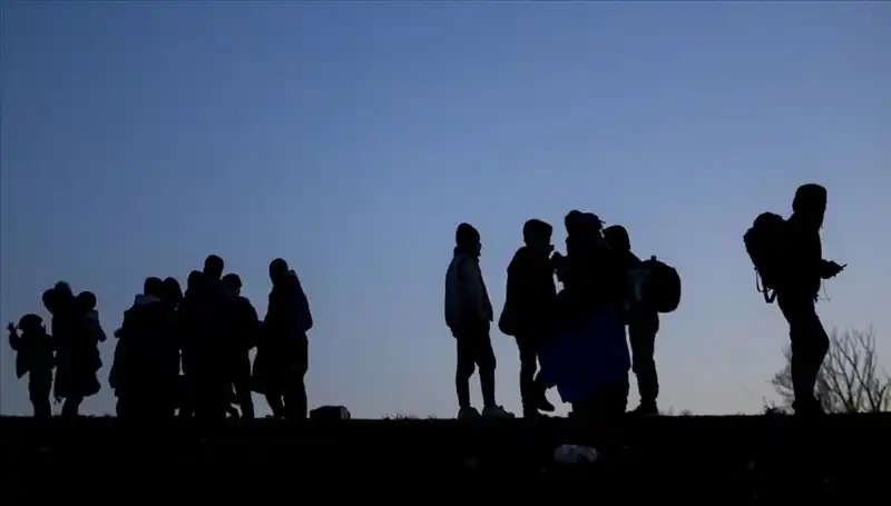 Kırklareli'nde Sınır İhlali: 13 Düzensiz Göçmen Yakalandı