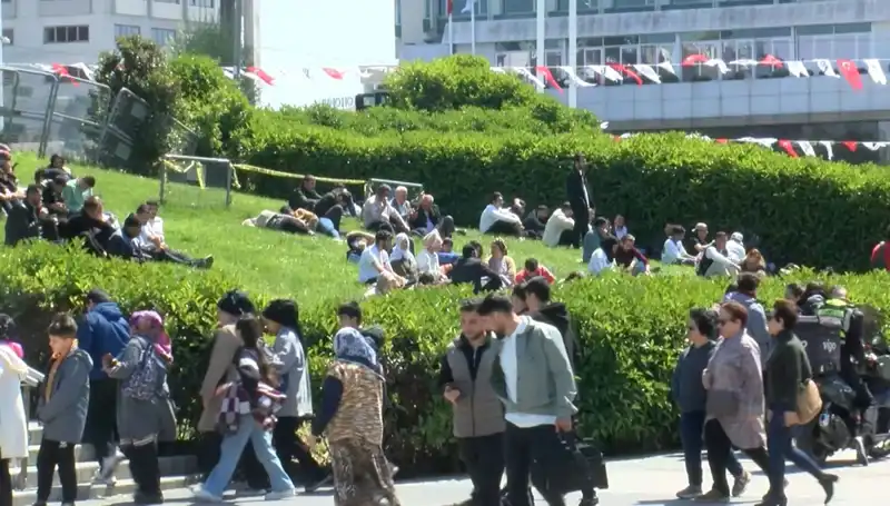 Taksim'de Deprem Yoğunluğu: Son Durum ve Olumsuz Etkileri