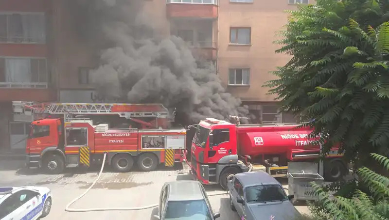 Niğde’deki Beyaz Eşya Deposunda Korkutan Yangın! Olayın Ardındaki Sebepler Ne?