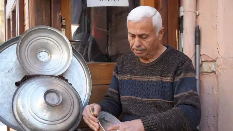 Geçmişin Altın Değerleri: Zamana Yenik Düşen Meslekler