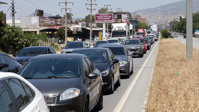 Aydın ve Muğla Arasında 60 Kilometrelik Araç Kuyruğu: Neler Oluyor?