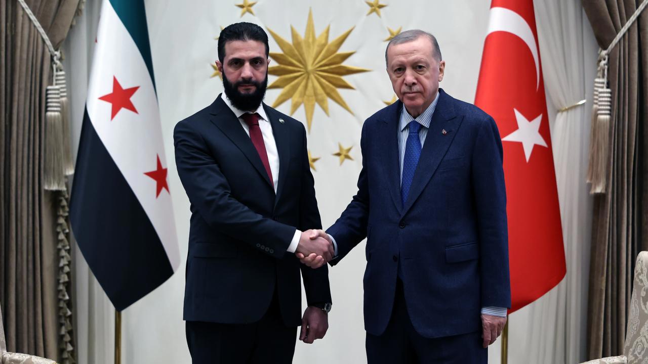 Cumhurbaşkanı Erdoğan, Ülkenin Gündemine Işıklarını Yansıttı