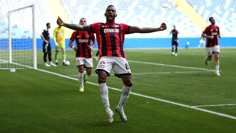 Gençlerbirliği, Süper Lig Hasretini 4 Yıl Sonra Noktalamak için Yola Çıktı