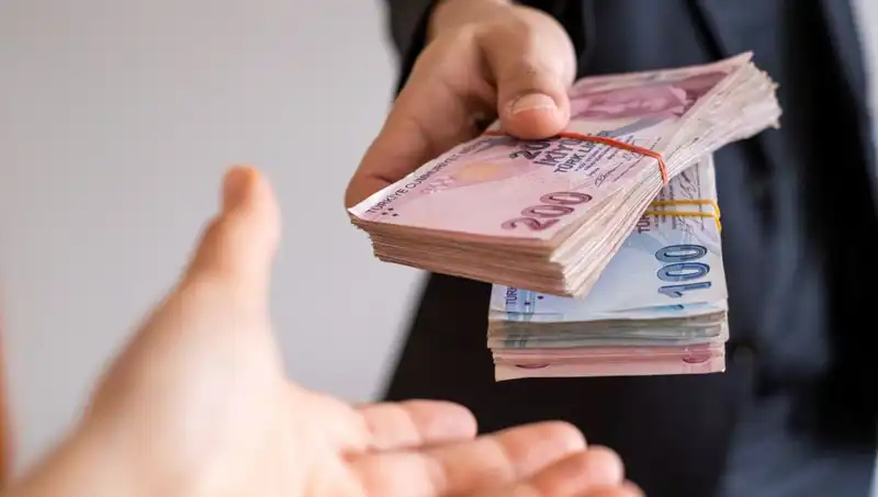 Nisan 2025'te Faizsiz Kredi Veren Bankalar: 75 Bin Lira Sınırını Aştı!