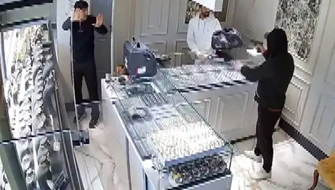 Bursa'da Soygun Girişimine Uğrayan Kuyumcunun Korku Dolu Anları