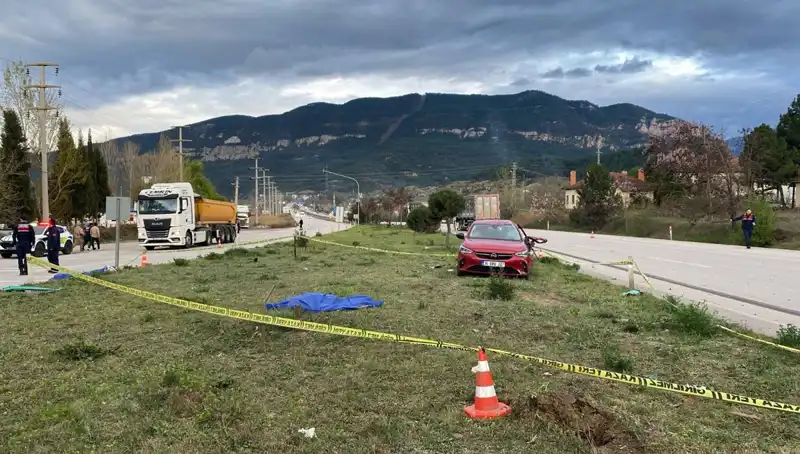 Karabük'te Aile Faciası: Feci Kazada Dört Kişi Hayatını Kaybetti
