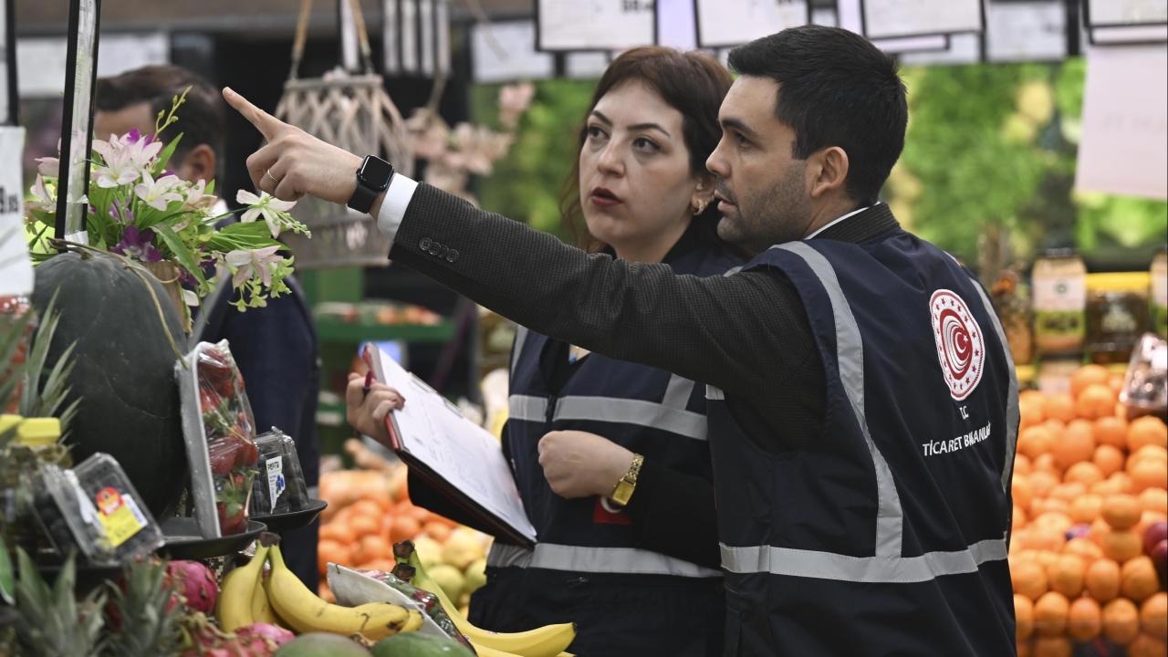 Fahiş Fiyat Uygulayan İşletmelere 3 Günde 10 Milyon TL Ceza Geldi