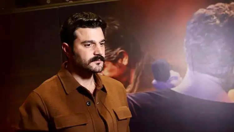 Murat Göğebakan'ın "Kalbim Yaralı" Filmi İle Geri Dönüşü: Oyuncu Kadrosu Kimler?