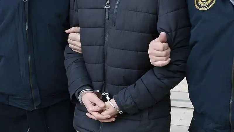 Samsun'un Firari Hükümlüsü Yakalandı: Hırsızlık ve Silahlı Tehdit Zannıyla Aranıyordu