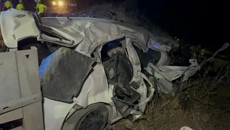 Ters Şeritteki Otomobilin Tankerle Çarpışması: 1 Ölü, 2 Yaralı