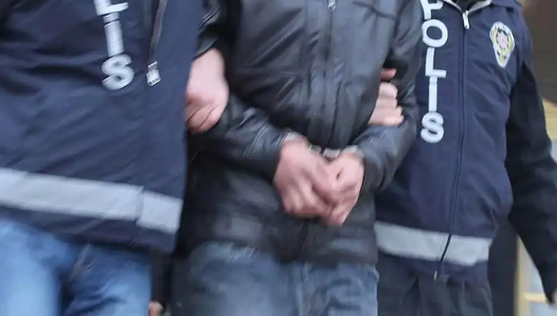 8 İlde Gerçekleşen Dolandırıcılık Operasyonu: 34 Şüpheli Gözaltında