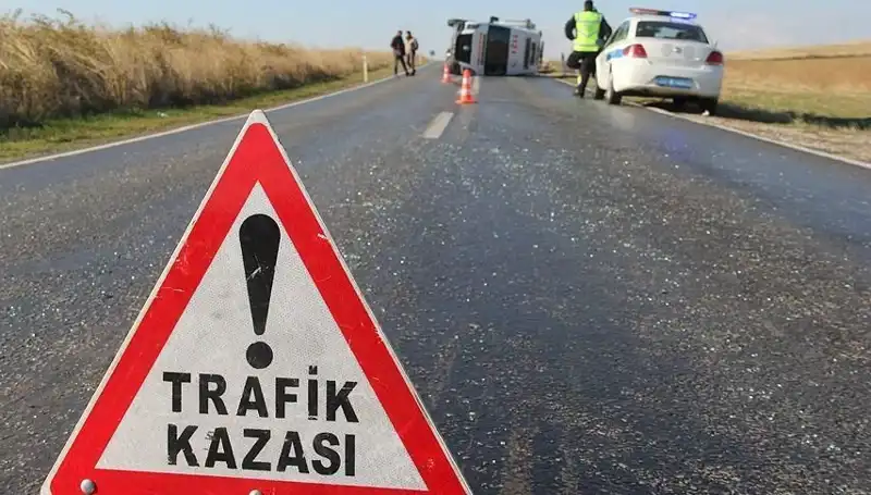 Niğde'de Zincirleme Kaza: 16 Yaralı ve Trafik Kaosu