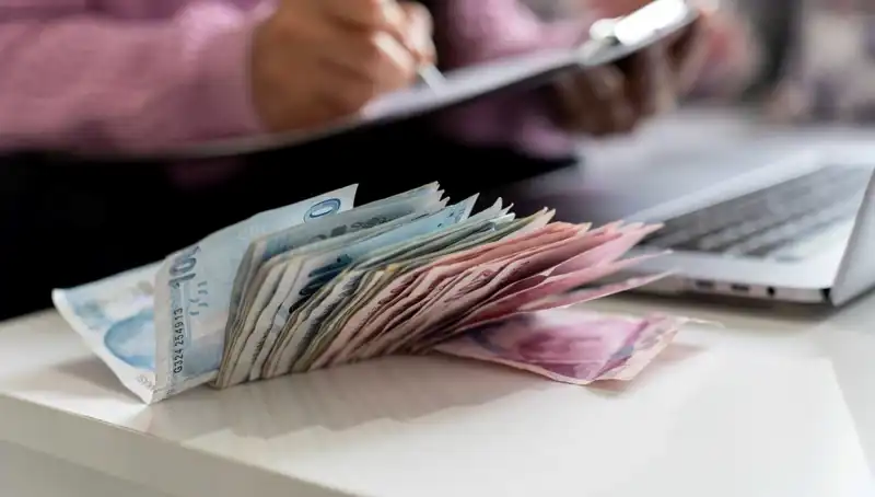 Temmuz'da Memur ve Emeklilere Beklenen Zam Miktarı: Enflasyon Farkı Nedir?