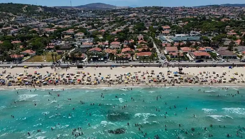 Çeşme'de Su Krizi: Kesintiler Neden Uzatıldı ve Neler Oluyor?