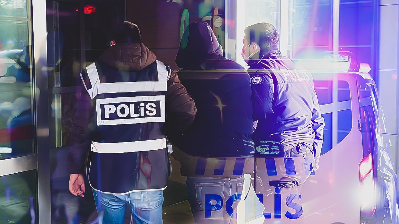 240 kişi terör örgütü PKK/KCK operasyonunda gözaltına alındı.