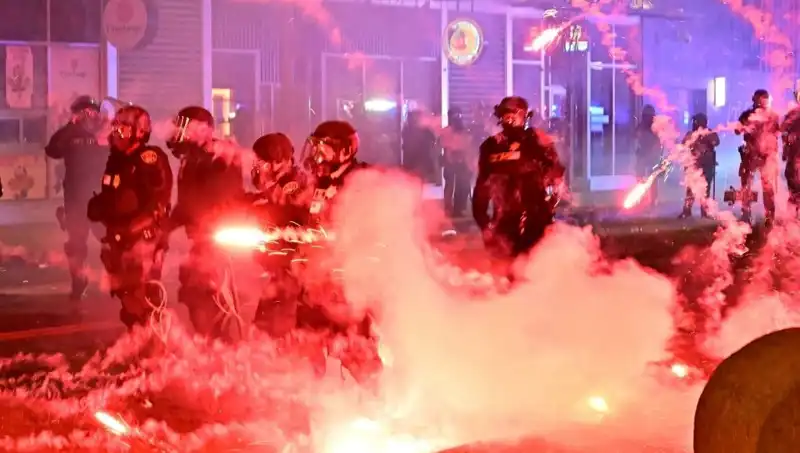 ABD’de Siyasi İsyan Sarmalı: Los Angeles’taki Protestolar Ülke Geneline Yayılıyor
