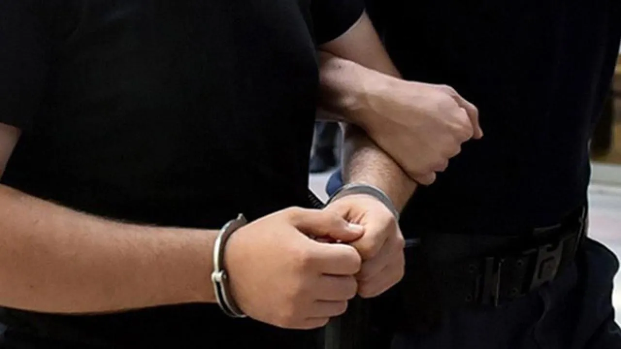İstanbul'da FETÖ'nün Öğrenci Evleri Sorumlusu Tutuklandı