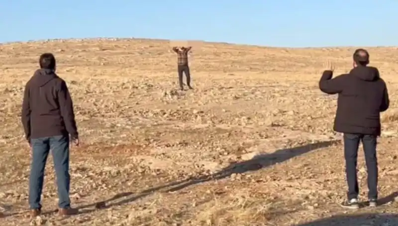 Jandarma ve MİT'ten Görkemli Operasyon: Terör Örgütü Sabotajcısı Teslim Oldu